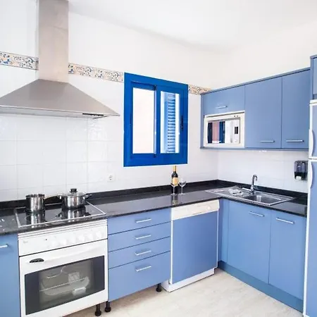 Villa In Playa Blanca Sleeps 4 Includes Swimming Pool And Wifi 7