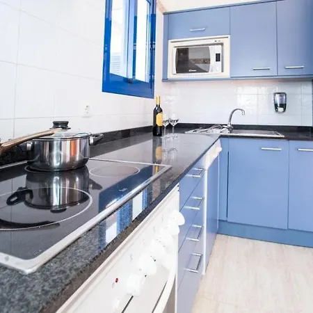 In Playa Blanca Sleeps 4 Includes Swimming Pool And Wifi 7 Villa Playa Blanca (Lanzarote)
